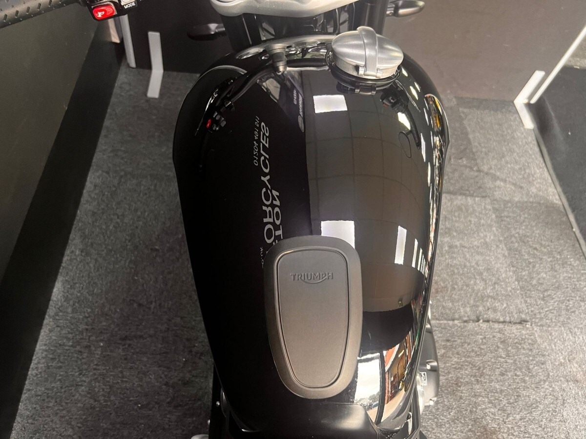 Used Triumph SPEED TWIN 1200 2023 for sale - 78393225: Photo 12