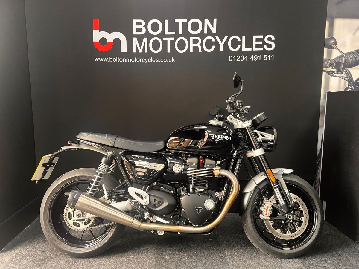 Used Triumph SPEED TWIN 1200 2023 for sale - 78393225: Photo 3