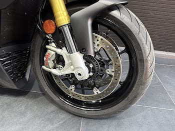 Used Aprilia Tuono V4 1100 2024 for sale - bike-79471190: Photo