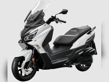 Used SYM Joymax Z+ 125cc undefined for sale - bike-78396949: Photo