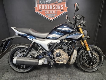 Used Hero Hunk 440 undefined for sale - bike-78394474: Photo