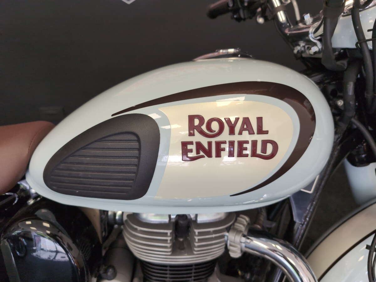 Used Royal Enfield CLASSIC 350 HALCYON GREY for sale - 78396297: Photo 9