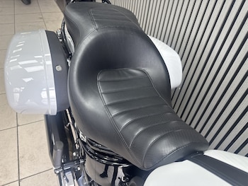 Used Harley-Davidson FLSB SPORT GLIDE 174 2021 for sale - bike-79564184: Photo