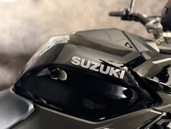 Used Suzuki GSXS 1000 RQ M3 2023 for sale - bike-78722636: Photo