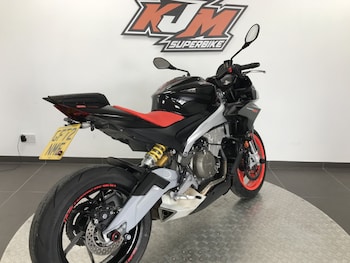 Used Aprilia TUONO 660 FACTORY 2022 for sale - bike-79025192: Photo