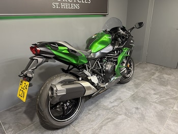 Used Kawasaki Ninja H2SX SE ZX1002RPFNN GN2 undefined for sale - bike-78394277: Photo