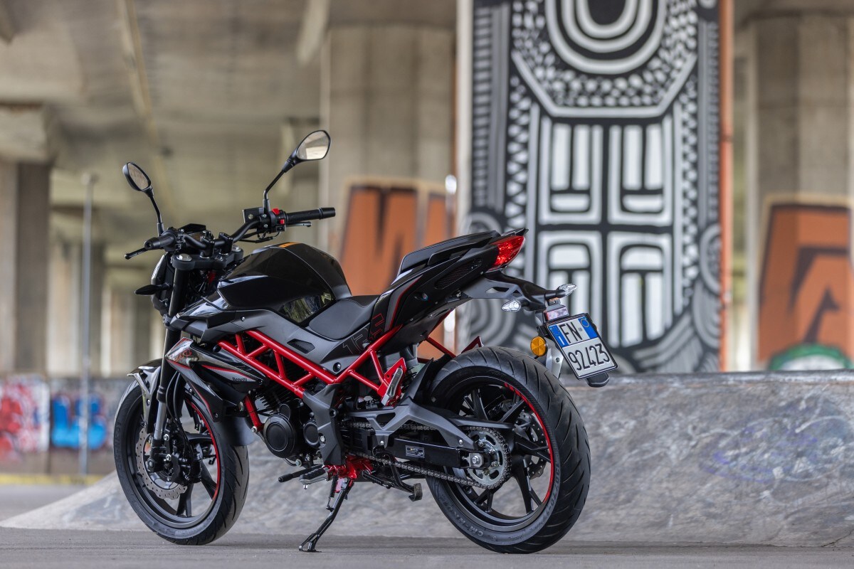 Used Benelli BN 125 for sale - 78397007: Photo 8