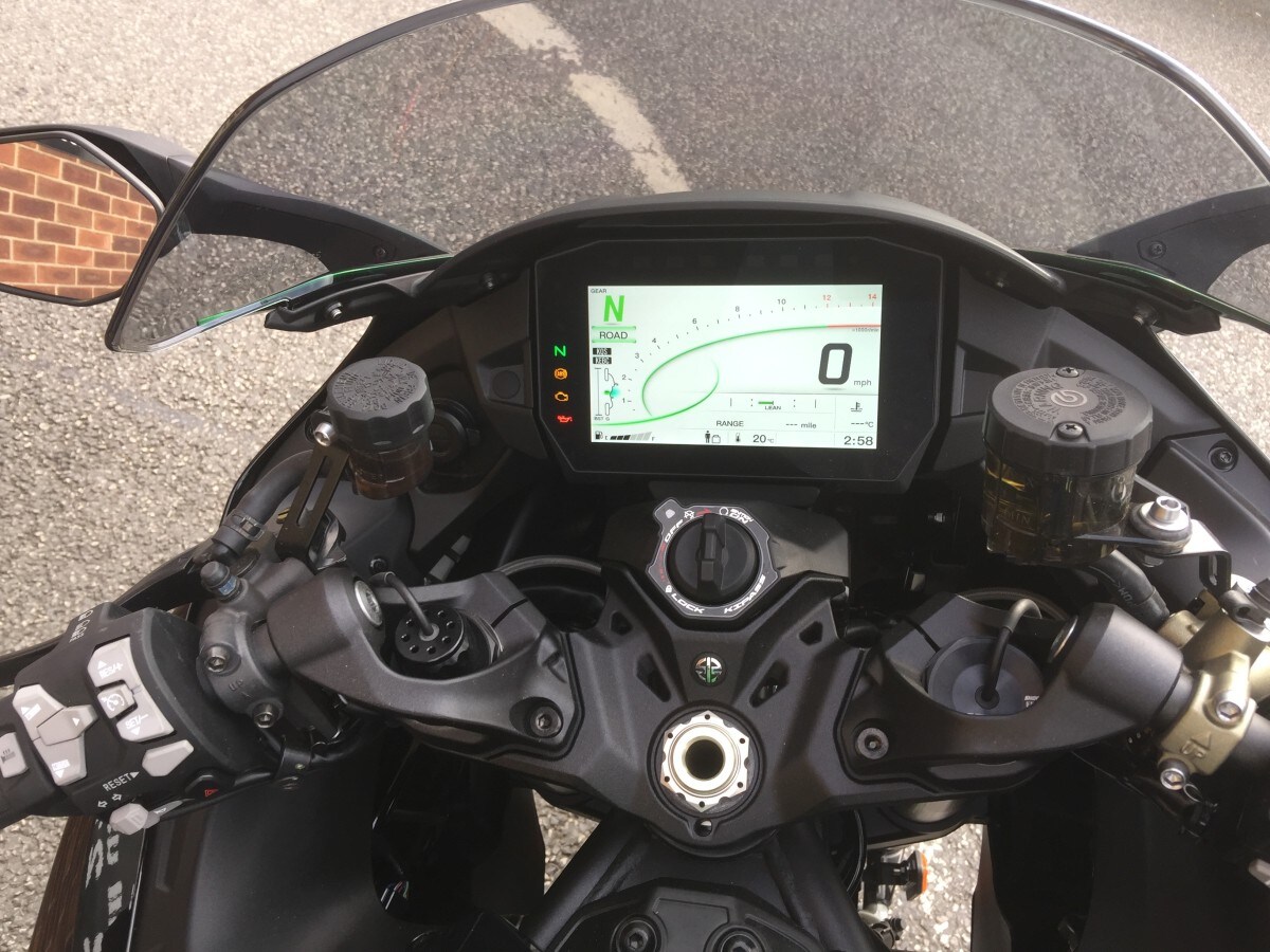 Used Kawasaki Ninja H2SXSE ZX1002RPFNN GN2 for sale - 78394921: Photo 8