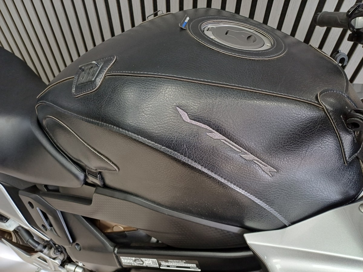 Used Honda VFR 800 F-H 2019 for sale - 78395574: Photo 13