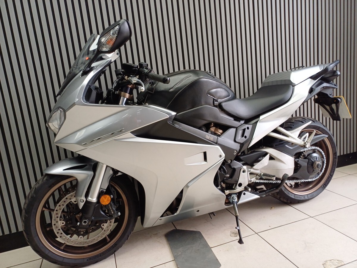Used Honda VFR 800 F-H 2019 for sale - 78395574: Photo 6