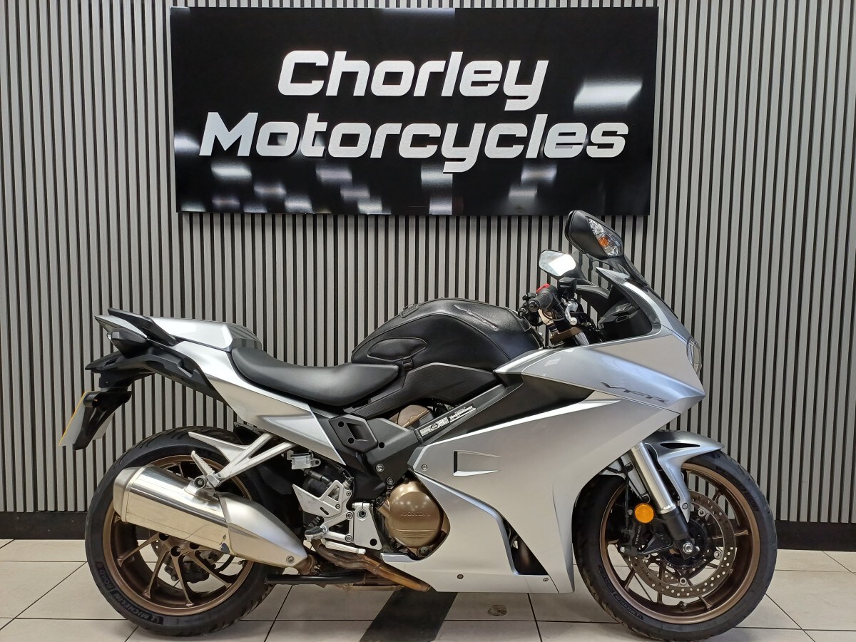 Used Honda VFR 800 F-H 2019 for sale - 78395574: Photo 9