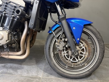 Used Kawasaki ZR 750 K6F 2007 for sale - bike-79600444: Photo