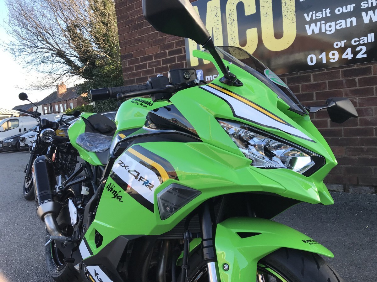 Used Kawasaki Ninja ZX-4RR ZX400SSFAN for sale - 78394925: Photo 8