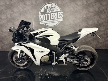 Used Honda CBR 1000 RR-8 2008 for sale - bike-78396322: Photo