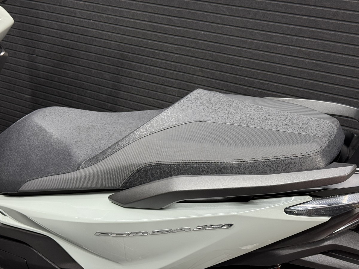 Used Honda Forza 350 2022 for sale - 78393588: Photo 9