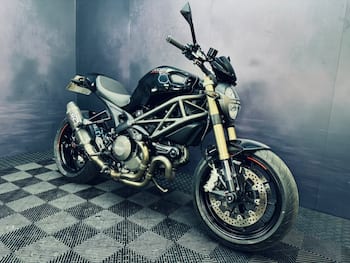 Used Ducati MONSTER 1100 2011 for sale - bike-79353921: Photo