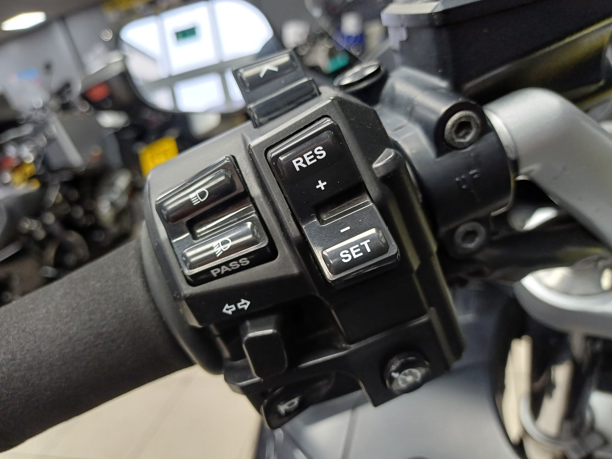 Used Yamaha FJR 1300 A 2016 for sale - 78395064: Photo 16