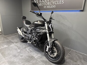 Used Benelli 502 Cruiser undefined for sale - bike-78394009: Photo