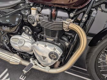 Used Triumph BONNEVILLE BOBBER 2020 for sale - bike-79514339: Photo
