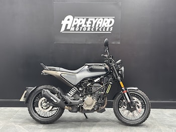 Used Husqvarna SVARTPILEN 125 2023 2023 for sale - bike-79138107: Photo