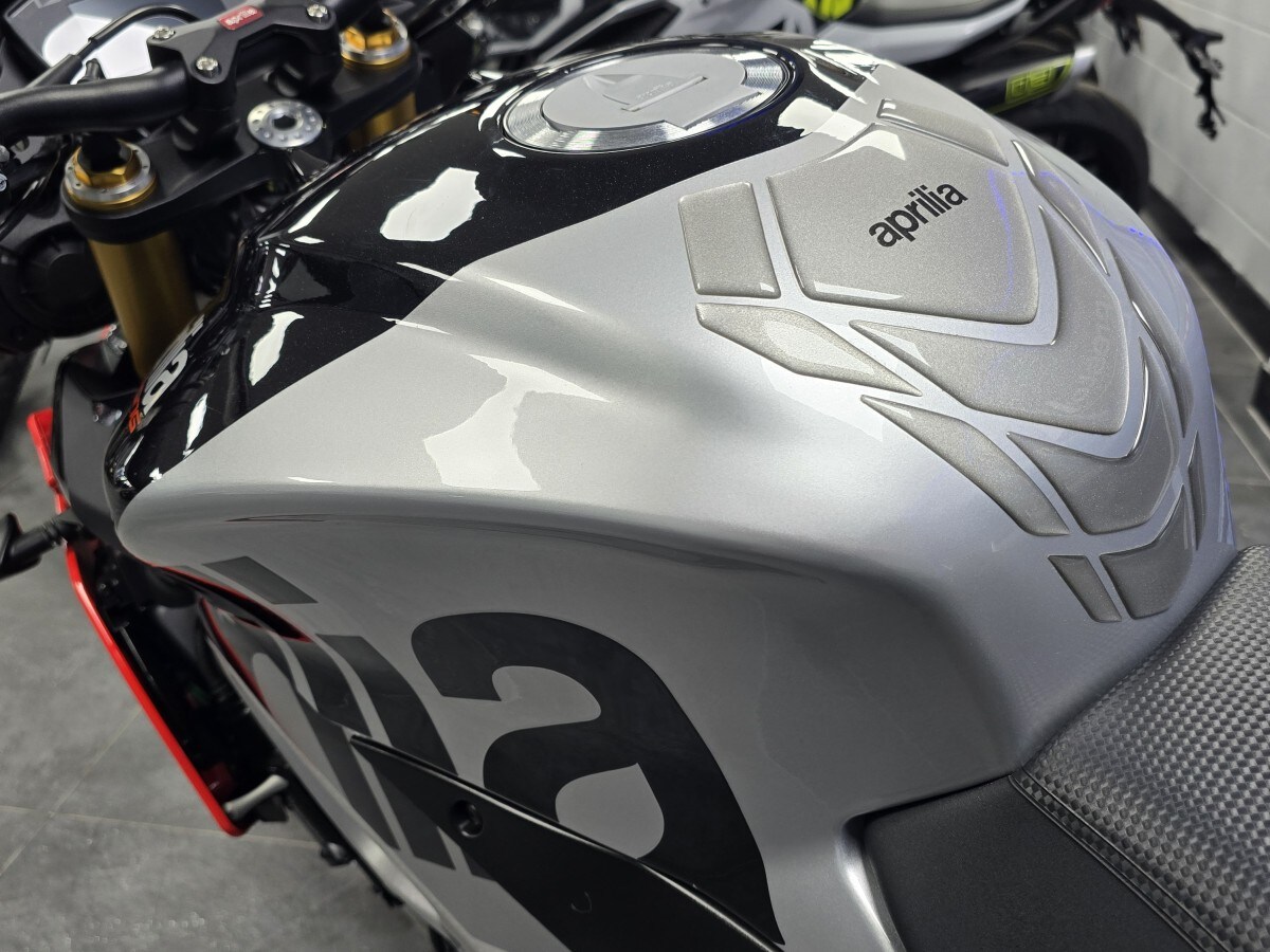 Used Aprilia TUONO V4 1100 FACTORY 2020 for sale - 78894876: Photo 11