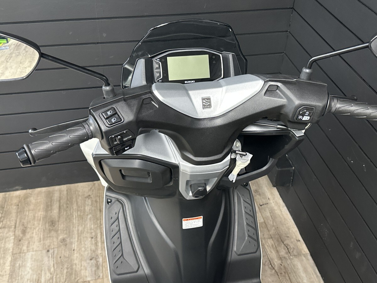 Used Suzuki BURGMAN STREET 125 for sale - 78395157: Photo 4