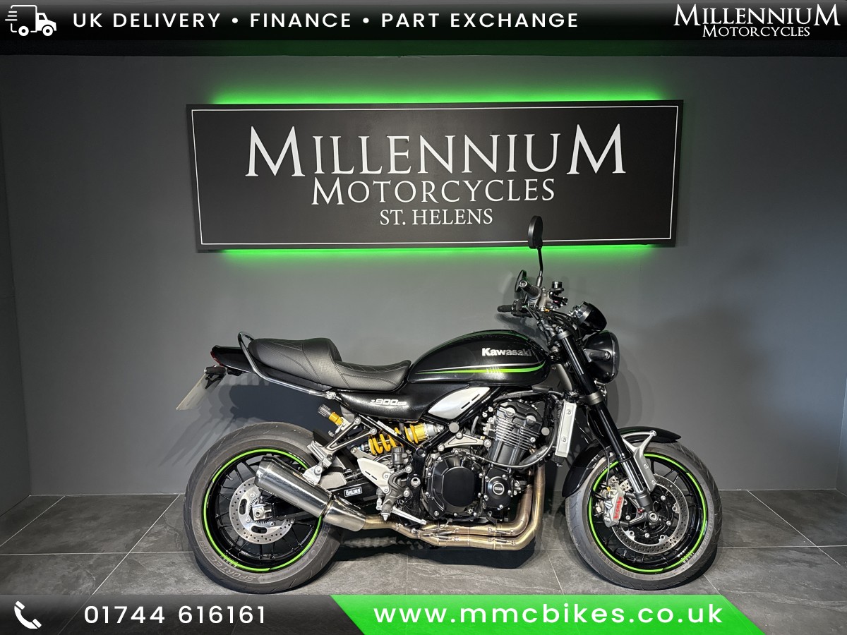 Used Kawasaki ZR 900 KMFNB 2021 for sale - 78394407: Photo 1