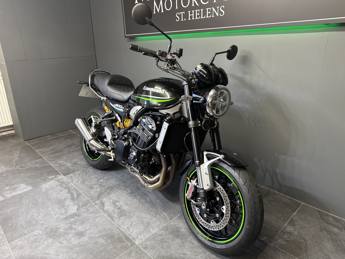 Used Kawasaki ZR 900 KMFNB 2021 for sale - 78394407: Photo 2
