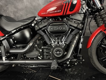 Used Harley-Davidson STREET BOB 114 1868 2024 for sale - bike-78396396: Photo