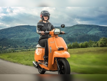 Used Lambretta V200 Special undefined for sale - bike-79354240: Photo