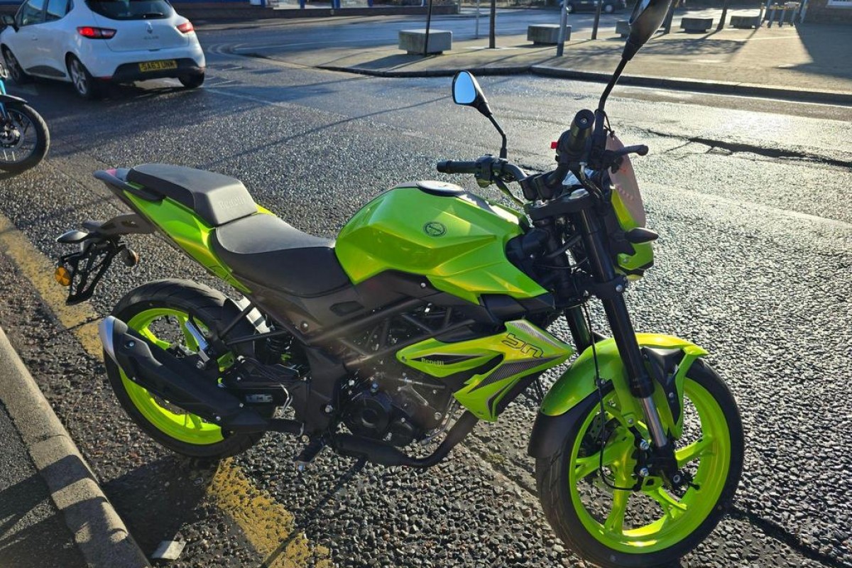 Used Benelli BN 125 for sale - 78399498: Photo 3