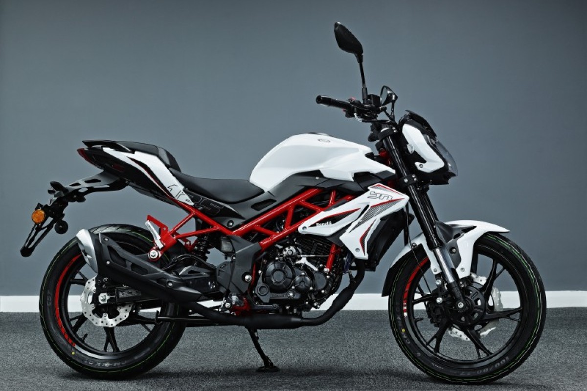 Used Benelli BN 125 for sale - 78399498: Photo 8