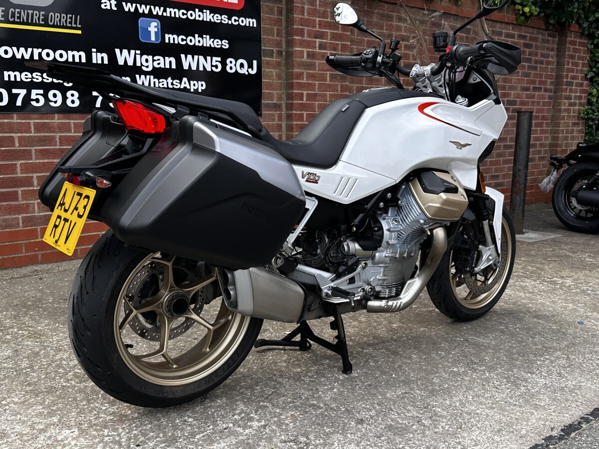 Used Moto Guzzi V100 MANDELLO 2024 for sale - 78904387: Photo 4