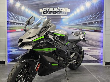 Used Kawasaki ZX10R 2024 for sale - bike-79184759: Photo