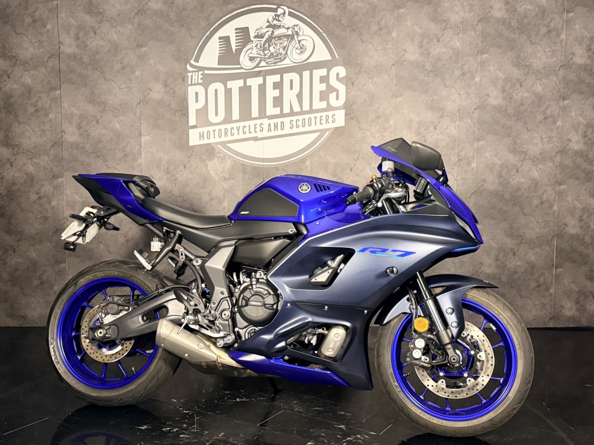 Used Yamaha YZF R7 (YZF690) 2024 for sale - 78722640: Photo 2