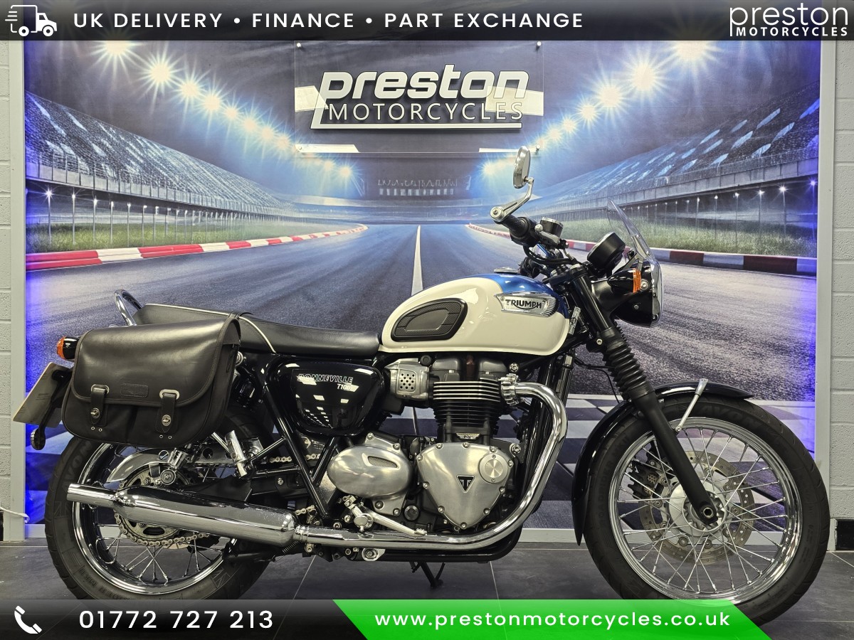 Used Triumph BONNEVILLE T100 2017 for sale - 78750893: Photo 1