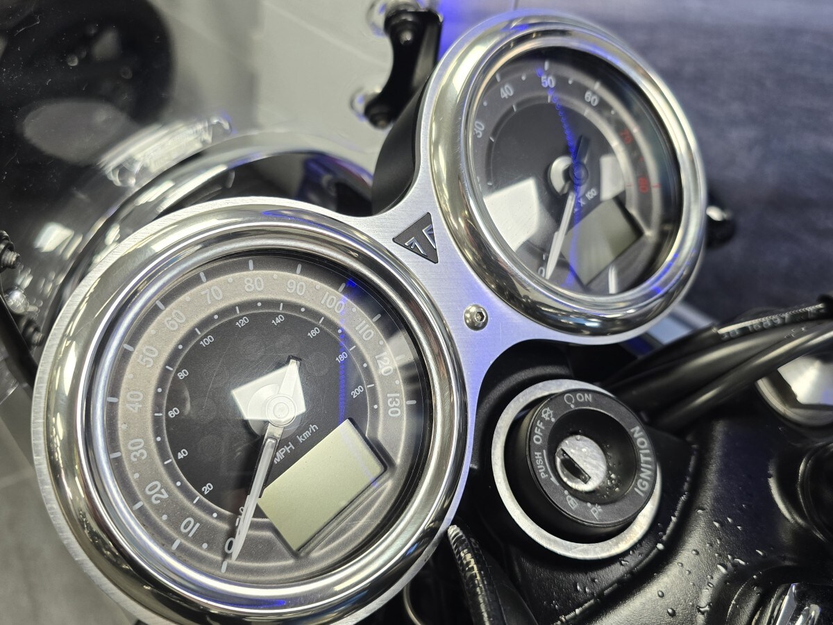Used Triumph BONNEVILLE T100 2017 for sale - 78750893: Photo 15