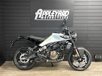 Used Husqvarna VITPILEN 401 undefined for sale - bike-78395674: Photo