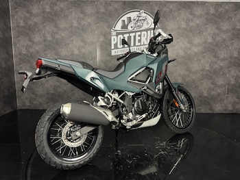 Used Kawasaki KLE 500 SE KLE500DTFAN (GN1/GY2/WT2) undefined for sale - bike-78876734: Photo