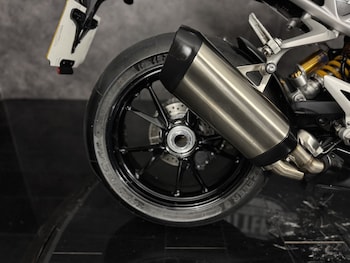 Used Triumph SPEED TRIPLE RS 1160 2022 for sale - bike-78470437: Photo