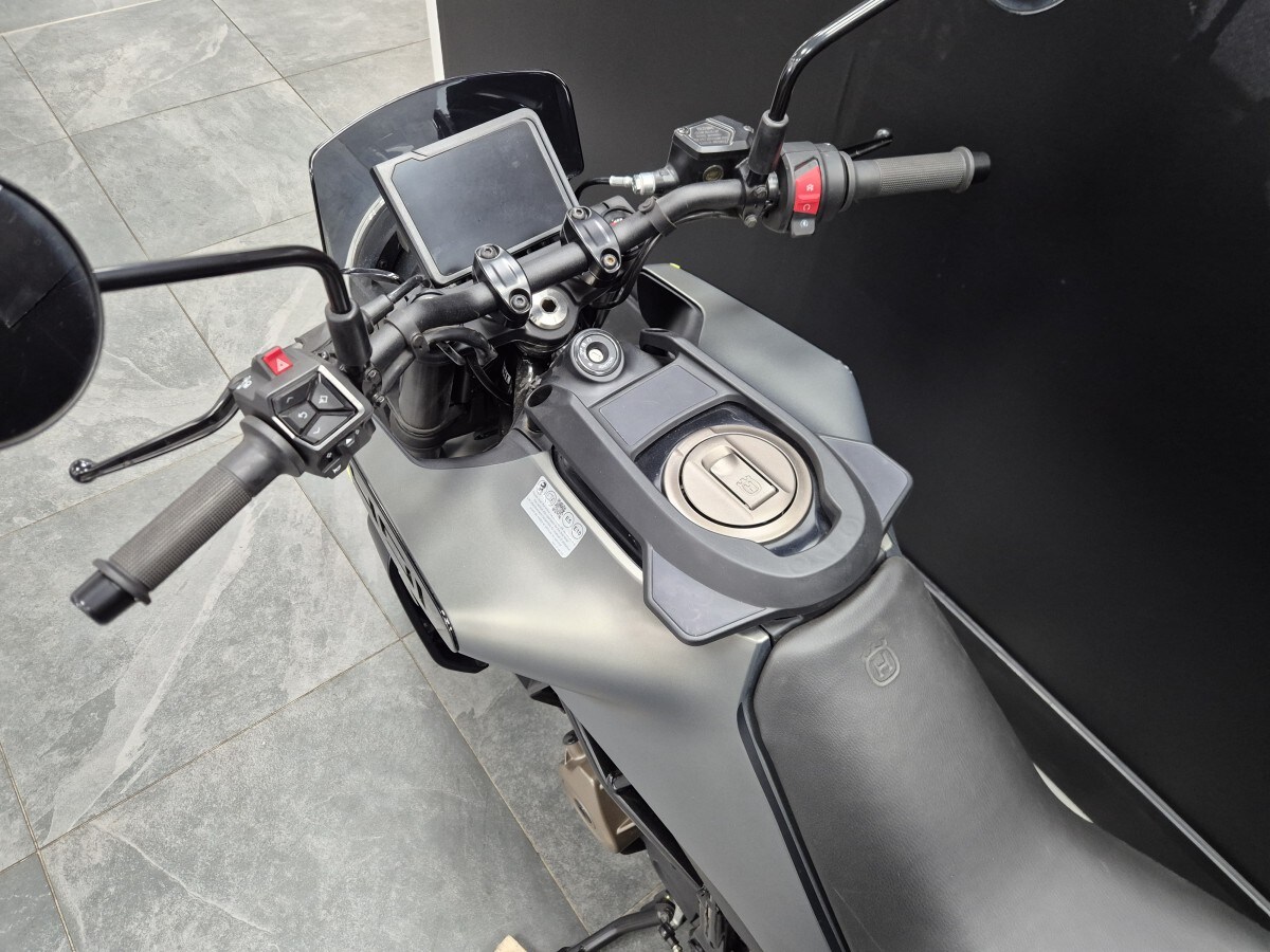 Used Husqvarna Svartpilen 401 2024 for sale - 78436729: Photo 12