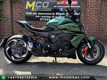 Used Ducati DUCATI DIAVEL FOR BENTLEY 2025 for sale - bike-78915549: Photo