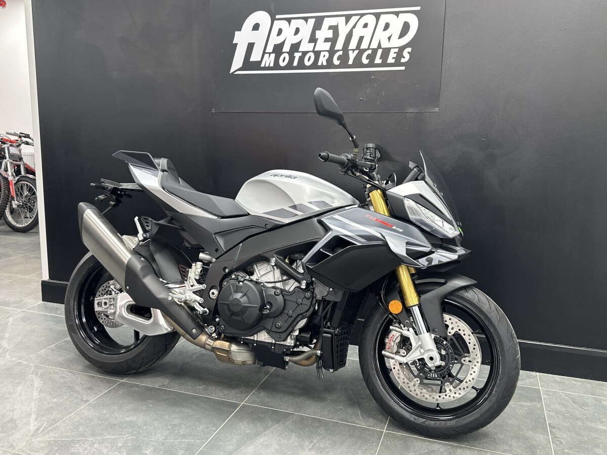 Used Aprilia Tuono V4 1100 for sale - 78395384: Photo 2