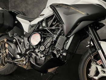 Used MV Agusta TURISMO VELOCE LUSSO 2020 for sale - bike-78397217: Photo