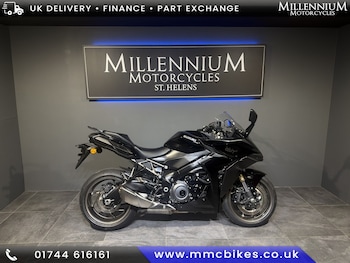 Used Suzuki NEW GSX-S1000 GT undefined for sale - bike-78395700: Photo