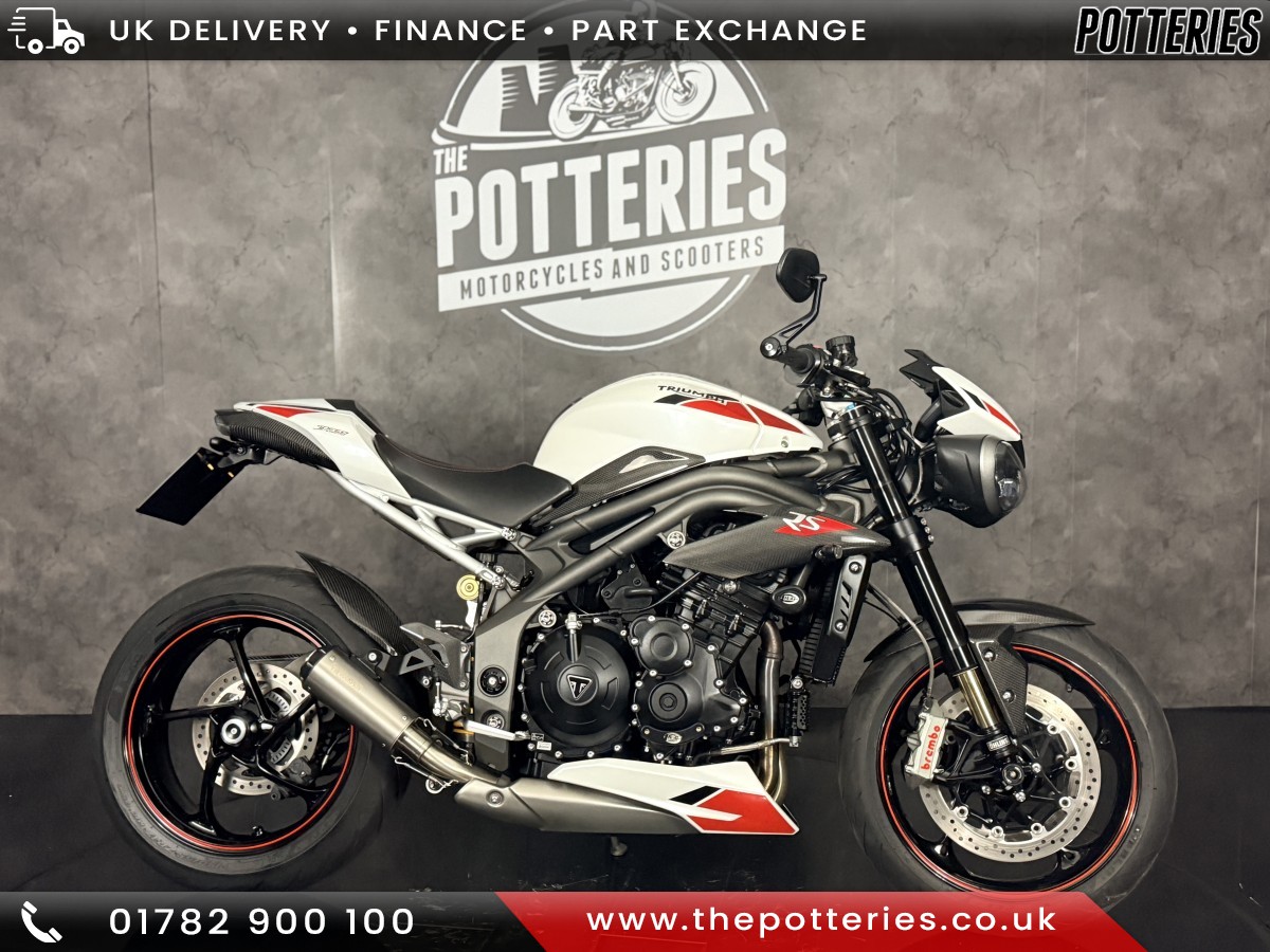 Used Triumph SPEED TRIPLE RS 1050 2020 for sale - 78765533: Photo 1
