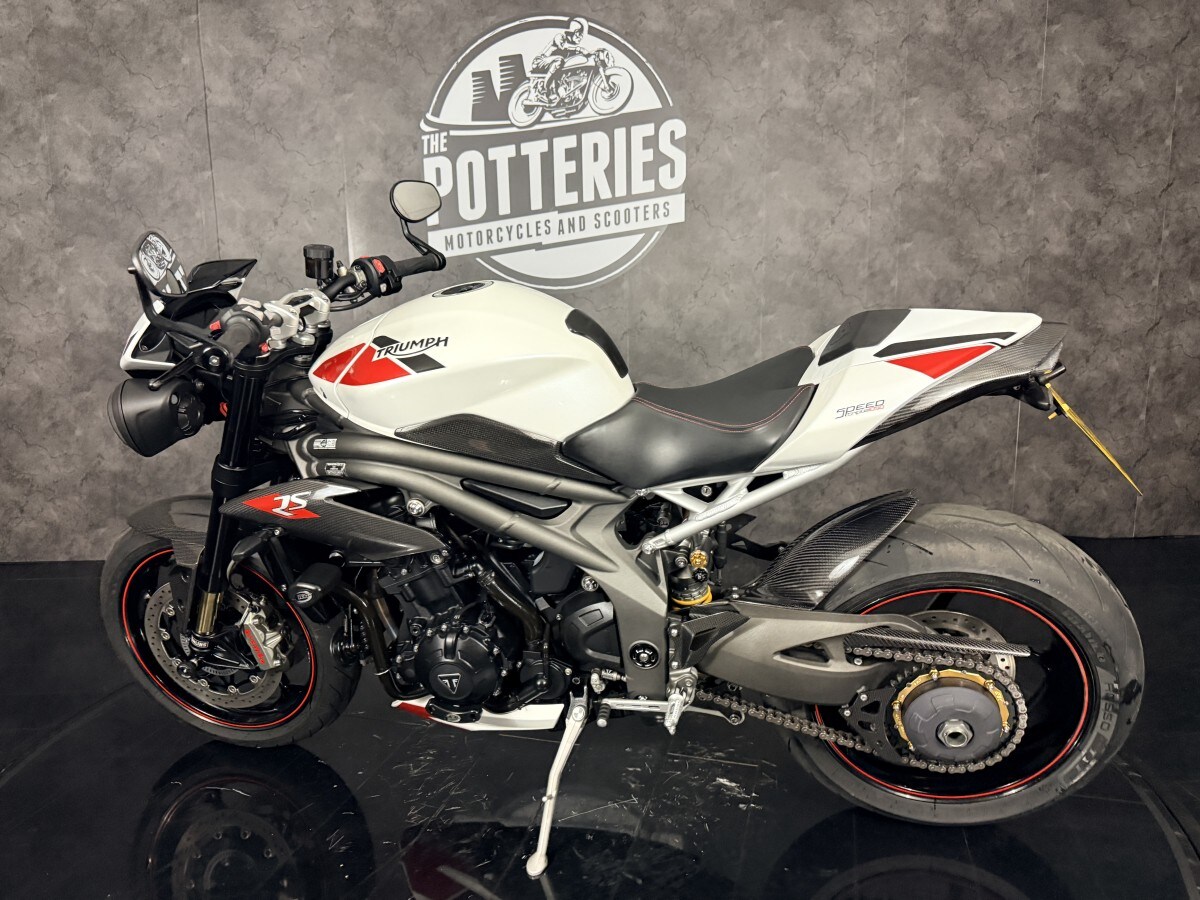 Used Triumph SPEED TRIPLE RS 1050 2020 for sale - 78765533: Photo 11