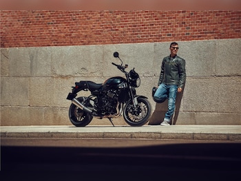 Used Kawasaki Z900RS Black Ball Edition undefined for sale - bike-78393861: Photo
