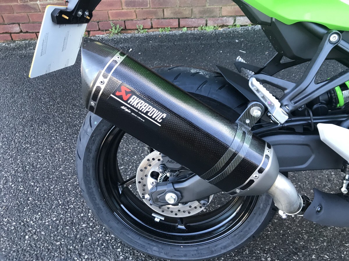 Used Kawasaki Ninja ZX-4RR ZX400 for sale - 78394938: Photo 8