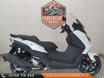 Used SYM Joymax Z+ 300cc undefined for sale - bike-78396800: Photo
